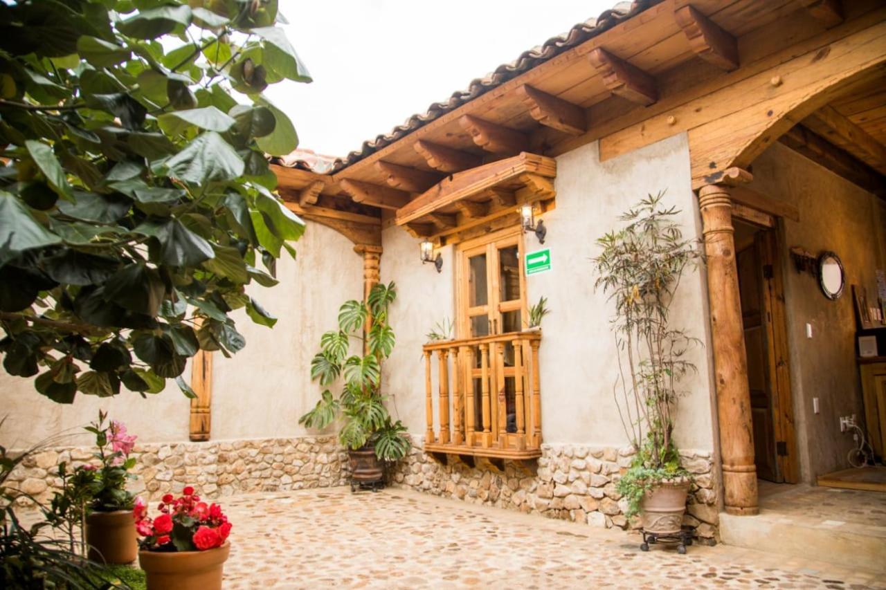 Hotel Casa De Gandhi San Cristóbal de Las Casas Eksteriør bilde